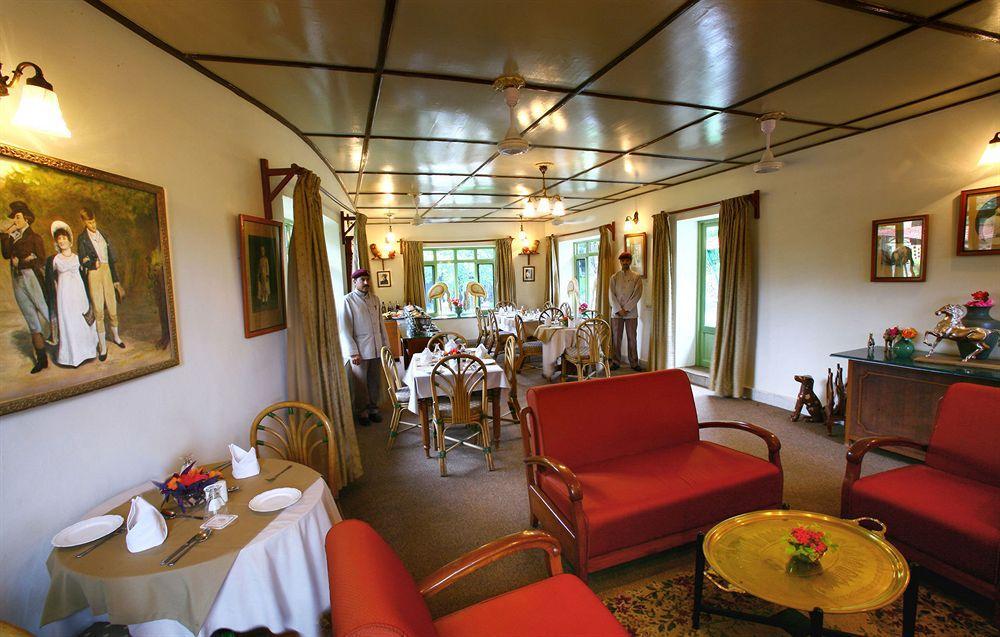Welcomheritage Connaught House Mount Abu Exterior foto
