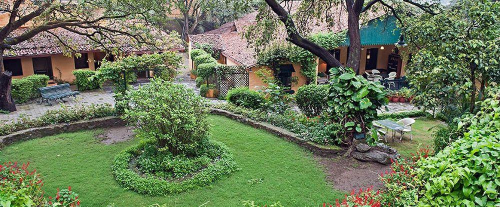 Welcomheritage Connaught House Mount Abu Exterior foto